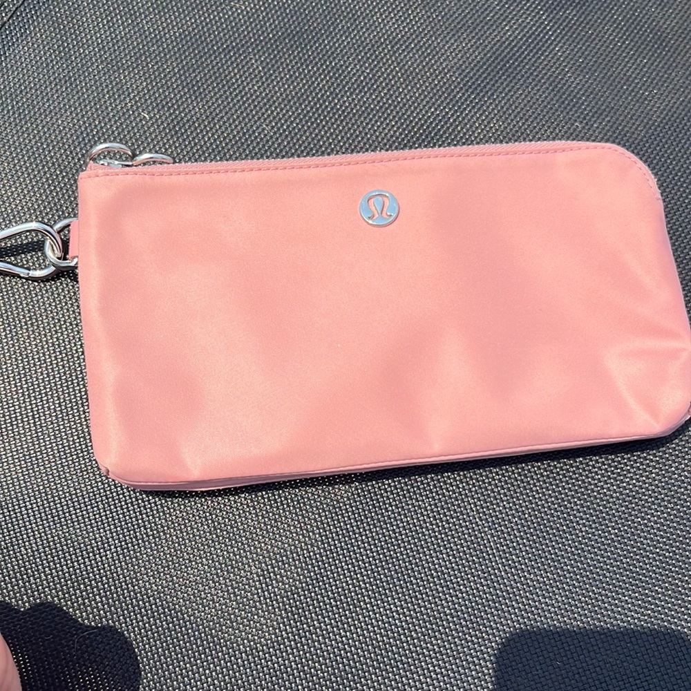 Lululemon wristlet brand new never used